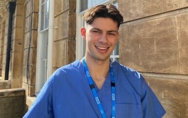 Oscar Oglina sada radi kao pedijatar u Essexu.