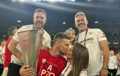 Ivan Rakitić i Raquel Mauri - 1