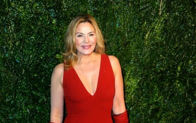 Kim Cattrall - 8