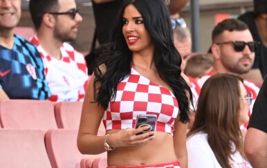 Ivana Knoll