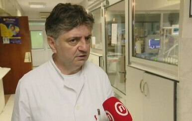 Goran Tešović, infektolog