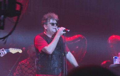 In Magazin: Crvena Jabuka - 1