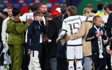 Luka Modrić s obitelji - 20