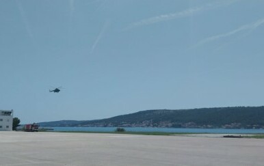 Helikopterom HRZ-a prevezen životno ugrožen pacijent iz Dubrovnika do Splita
