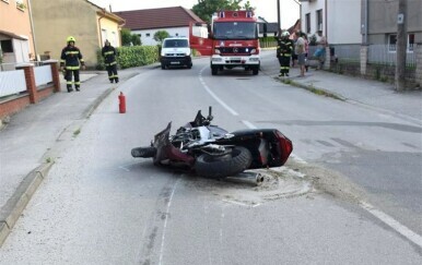 Očevid prometne nesreće u kojoj je sudjelovao motociklist