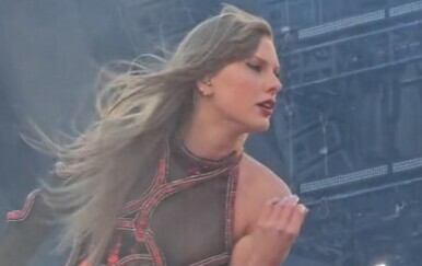 Taylor Swift - 3