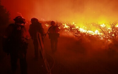 Požar Post Fire u Kaliforniji - 4