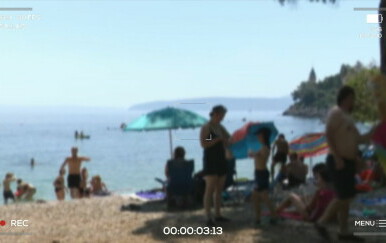 Pedofil na plaži - 1