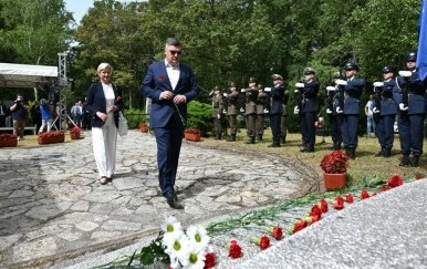 Predsjednik Milanović sudjelovao na obilježavanju Dana antifašističke borbe - 1