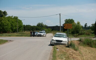 Vozač probio rampu na naplatnoj postaji