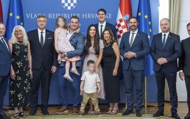 Stipe Miočić s obitelji na prijemu kod Andreja Plenkovića