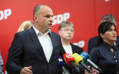 Siniša Hajdaš Dončić