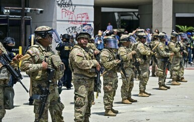 Američka vojska povlači 2000 pripadnika Nacionalne garde iz Los Angelesa