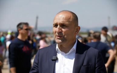 Ministar Ivan Anušić sudjelovao u prometnoj nesreći u Zagrebu