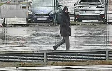 Prepoznajete li ovog muškarca, policija ga traži