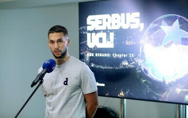 Pjaca emotivnom porukom oprostio se od Dinama pa demantirao glasine o odlasku