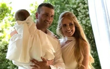 Lana Radeljak na Instagramu otkrila da je Maja Lena Lopatny krstila kćerkicu Mabel Ritu