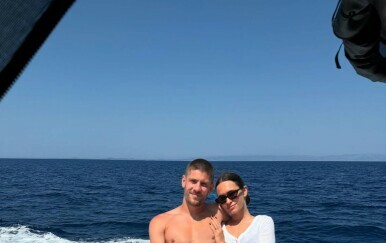 Andrej Kramarić sa suprugom - 1