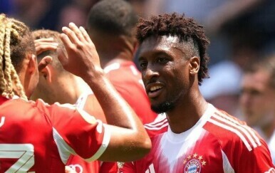 Bayern obrisao pod s Novozelanđanima, amateri vadili loptu iz mreže 10 puta!