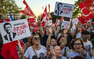 Skup podrške Ekremu Imamoglu