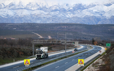 Tragična nesreća na autocesti A1: Automobilom sletjeli s ceste, poginula suvozačica