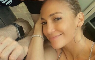 Jennifer Lopez objavila nikad viđene fotografije s ocem