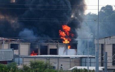 Iranska raketa pogodila zgradu u blizini Tel Aviva - 3