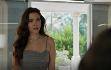 Leyla: Dočekao ju je ured pun cvijeća - tko ih je poslao?