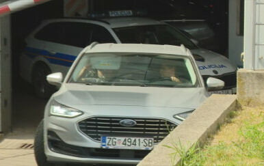 Zbog dvostrukog ubojstva policija traži dokaze i u Samoboru