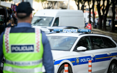 Stravično ubojstvo kod Omiša: Policija u potjeri za osumnjičenikom, dignut i helikopter