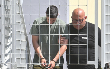 Vojnika osumnjičenog za dvostruko ubojstvo MORH će udaljiti iz službe