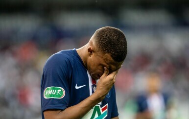 Mbappe je zaključan u sobi, uspio je pojesti samo malo voća