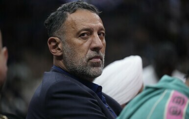 Vlade Divac doživio tešku prometnu nesreću: Odmah je operiran