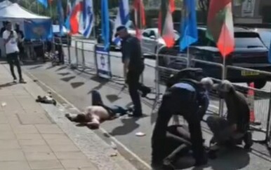 Fizički sukob ispred iranske ambasade u Londonu