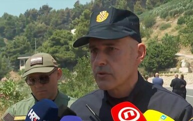 Policija s više od 200 pripadnika iustražuje tko je piroman koji stoji iza požara u Dalmaciji