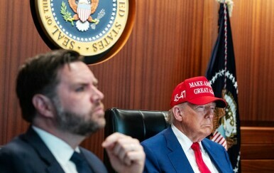JD Vance, američki potpredsjednik izložio je za američke medije razloge napada na Iran