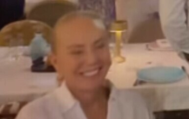 Lepa Brena na odmoru u Cannesu