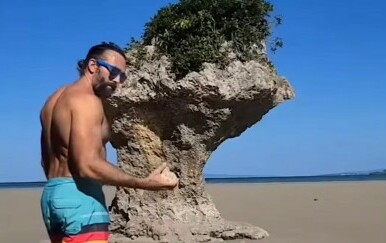 Zalutao na bajkovitu plažu pa shvatio zašto je uvijek prazna…