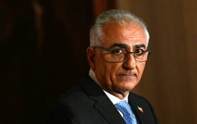 Reza Pahlavi, sin svrgnutog šaha, nudi se da će voditi iransku tranziciju u demokraciju
