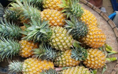 Tropski trikovi koji uvijek pale: Kako prepoznati zreli ananas?