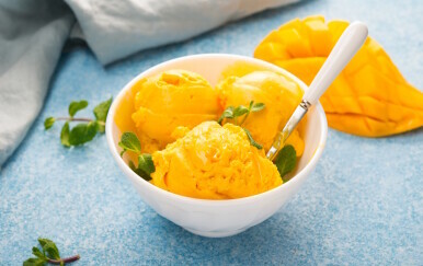 Za vrući ljetni dan: Najlakši recept za prefini sorbet od manga