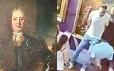 Turist pokušao uslikati selfie i uništio sliku iz 18. st.