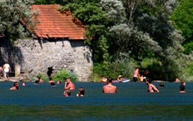 Kupanje na rijekama i jezerima: Uživajte, ali nemojte se baš sasvim opustiti