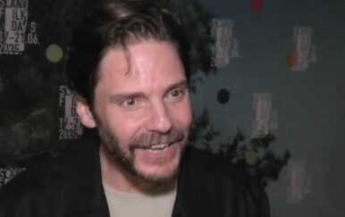 Omiljeni holivudski negativac Daniel Bruhl oduševljen Hrvatskom: ''Dolazi i moja obitelj!''