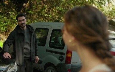 Leyla: Pronašla ga je kako spava u autu – ovo će ostati između njih