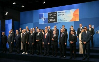 Čelnici NATO-a podižu ulaganja u obranu na 5 posto, potvrđuju predanost članku 5