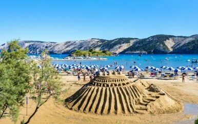Lopar na Rabu: Veličanstvene skulpture od pijeska ponovno se vraćaju na Rajsku plažu