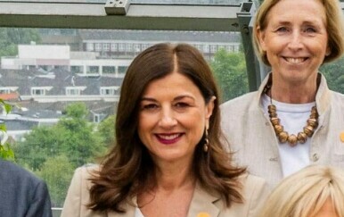 Sanja Musić Milanović: Elegantna kombinacija za druženje u Rotterdamu