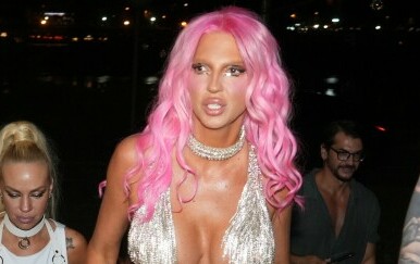 Jelena Karleuša nastupila u Beogradu u izazovnom kostimu