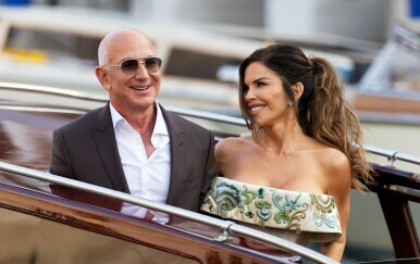 Tony Gonzalez, bivši dečko Lauren Sanchez, dolazi na vjenčanje